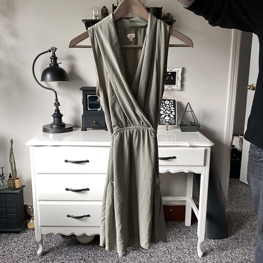 Aritzia Wilfred Sabine dress